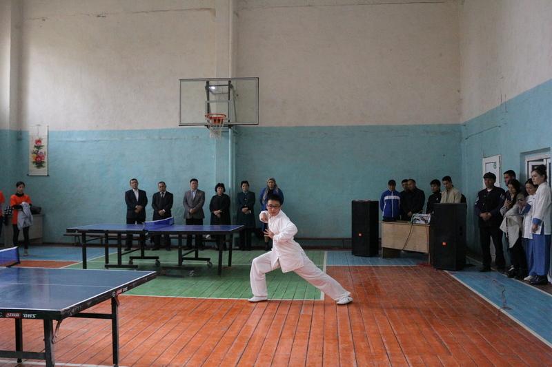Конфуций институтунда “Спорт – достуктун тиреги!” аттуу стол үстүндөгү теннис мелдеши өткөрүлдү